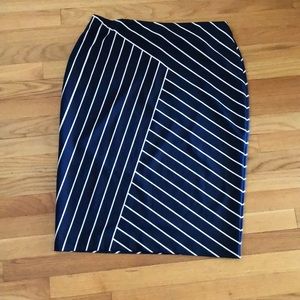 Alfani Navy and white striped skirt